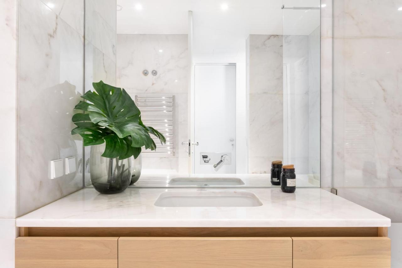 Joivy Elegant 1-Br Apartment In Perfect Centre Lisboa Exterior foto